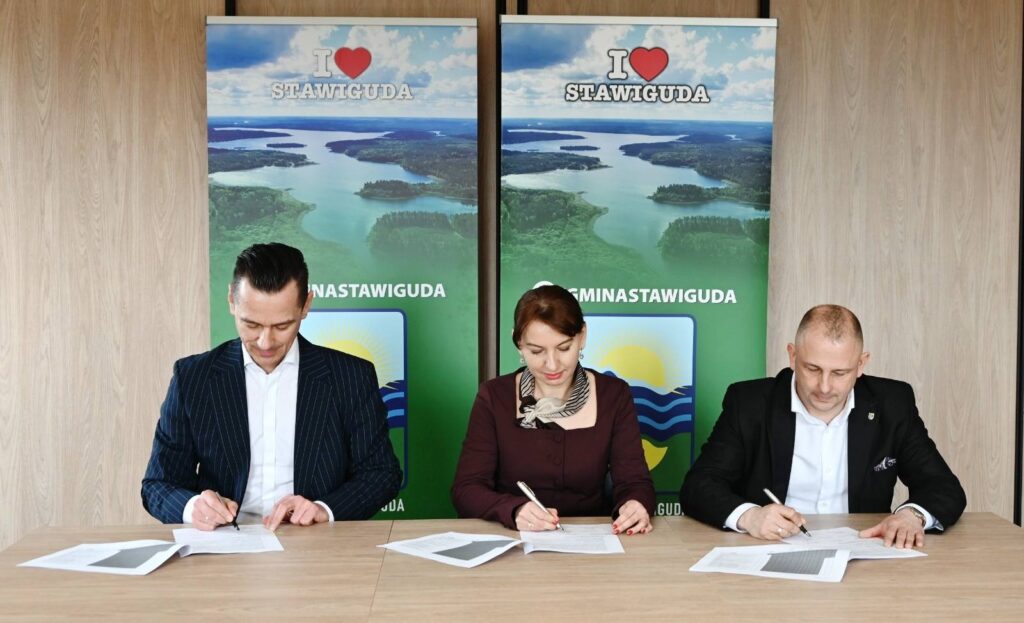 Edukacyjna rewolucja w aglomeracji olsztyńskiej: Ponad 6 mln zł na projekt "Z plecakiem w ŚWIAT"